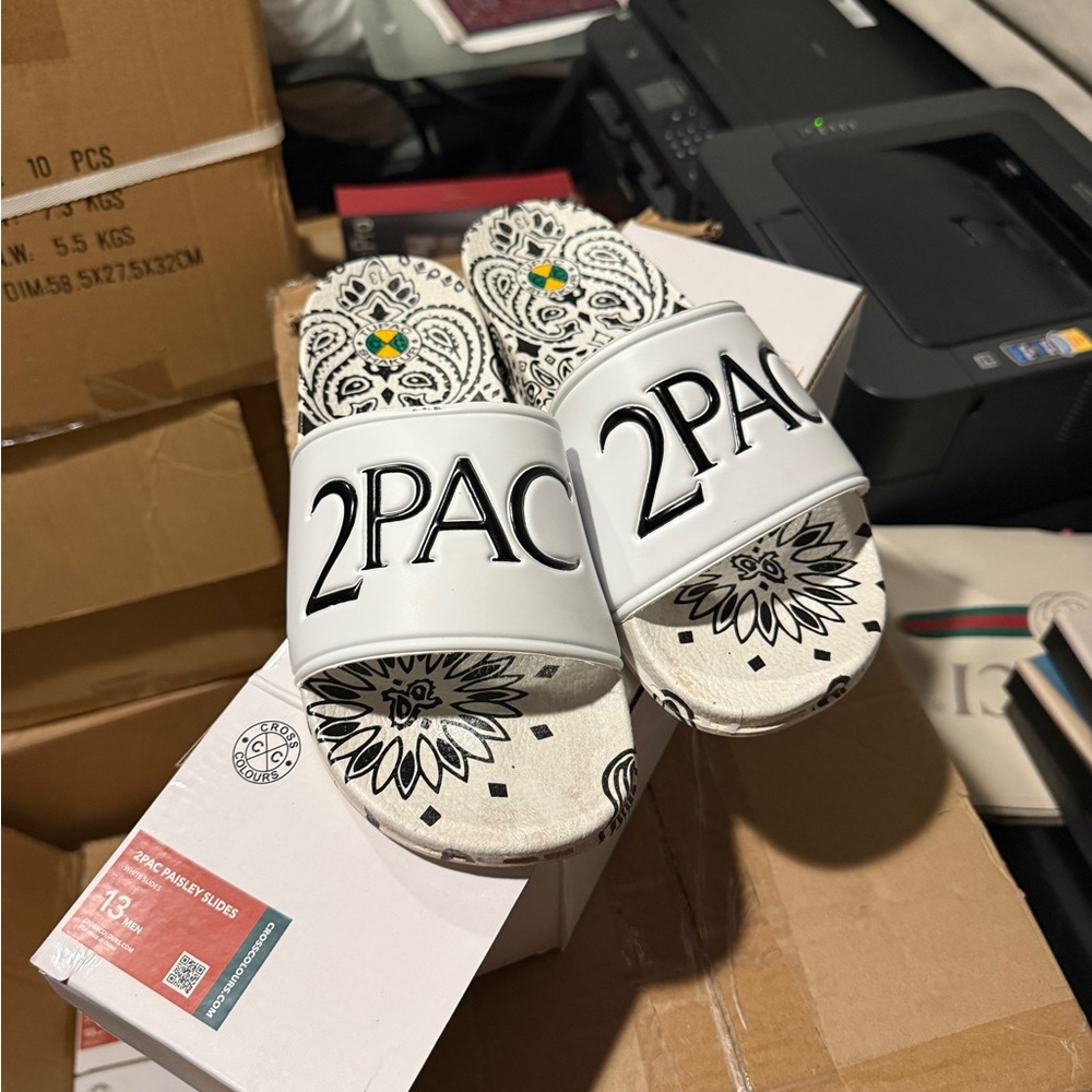 2Pac Graphic Slide Sandals